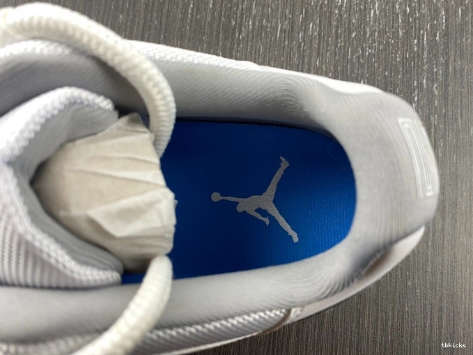 Rep TB Low Air Grey 11 Jordan AV2187-140 Cement 0810